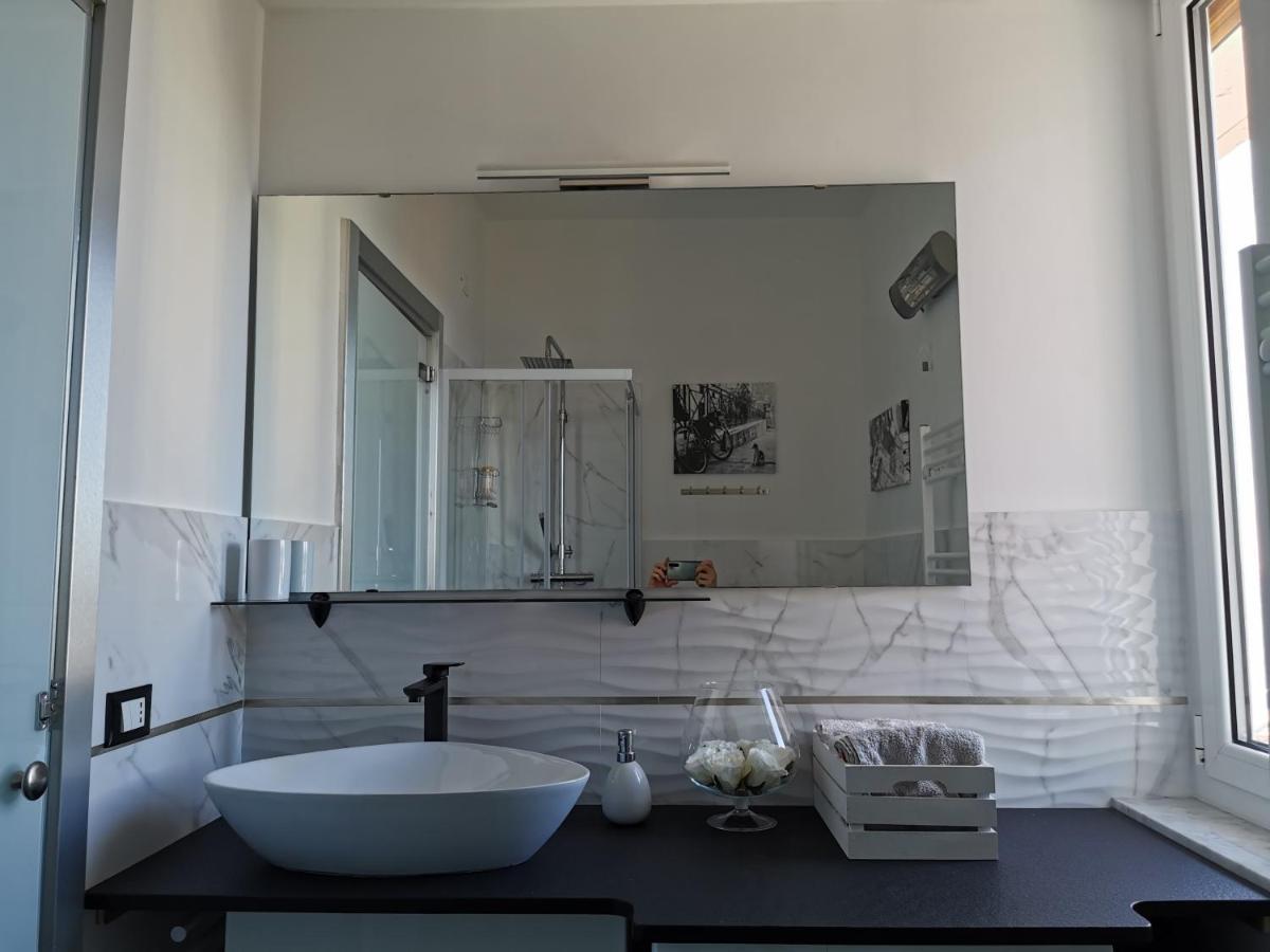 Blue Nest Apartment Genova Exterior foto