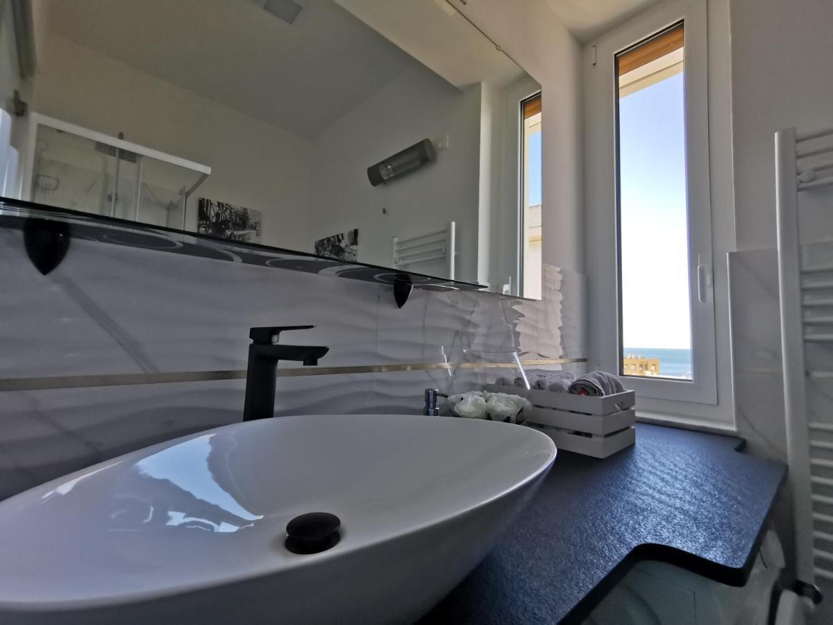 Blue Nest Apartment Genova Exterior foto